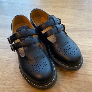 Dr Marten 8065 Smooth Leather Mary Jane